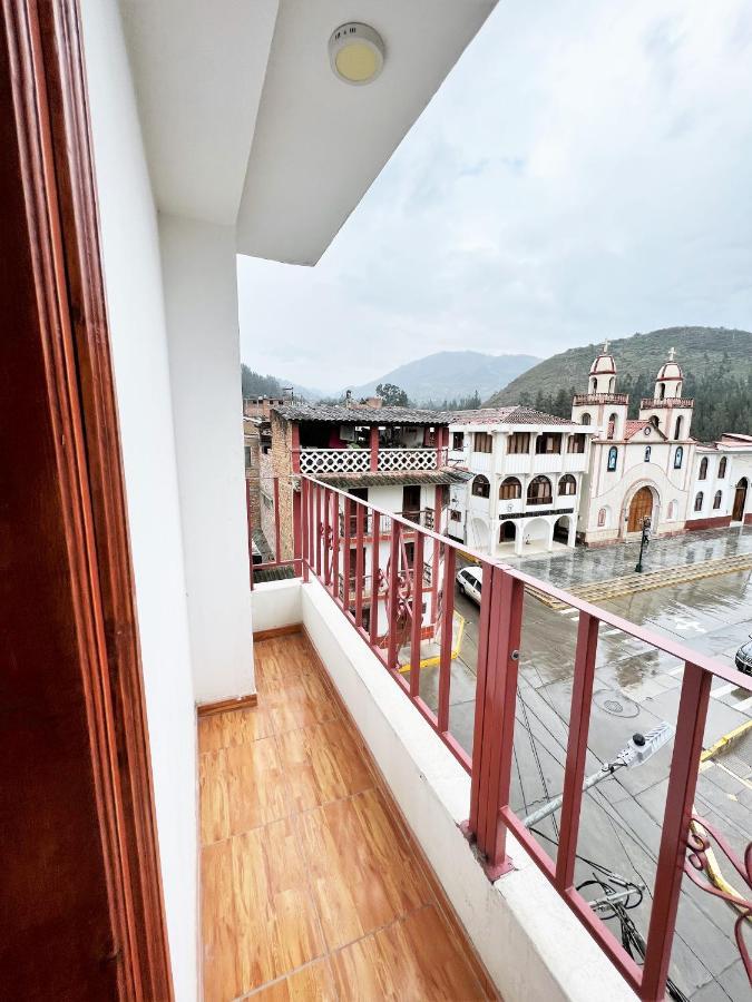 Huascaran Inn Mancos Екстер'єр фото